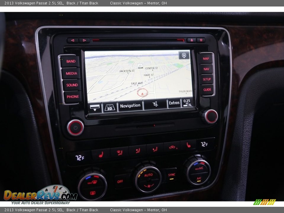 Controls of 2013 Volkswagen Passat 2.5L SEL Photo #14