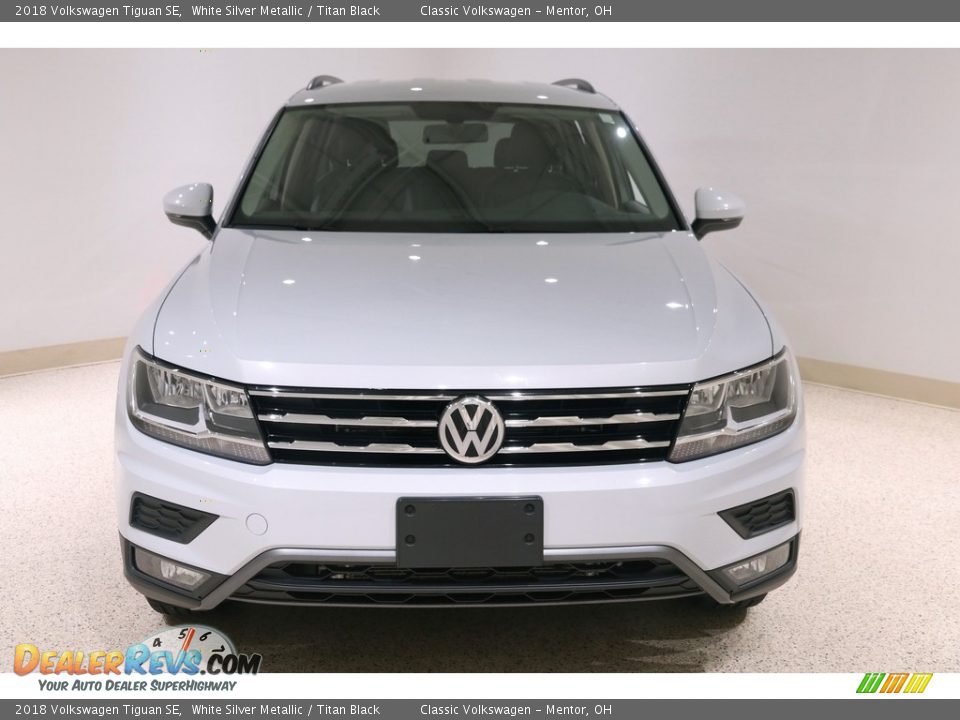 2018 Volkswagen Tiguan SE White Silver Metallic / Titan Black Photo #2