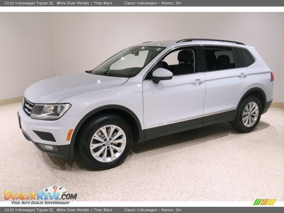 2018 Volkswagen Tiguan SE White Silver Metallic / Titan Black Photo #3