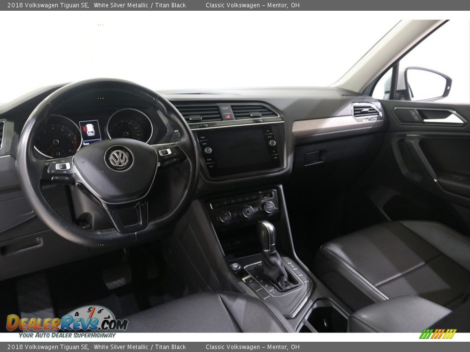 2018 Volkswagen Tiguan SE White Silver Metallic / Titan Black Photo #6