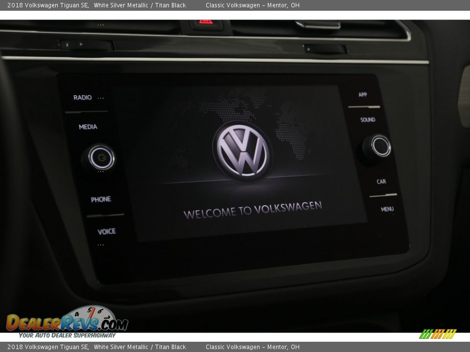 2018 Volkswagen Tiguan SE White Silver Metallic / Titan Black Photo #11