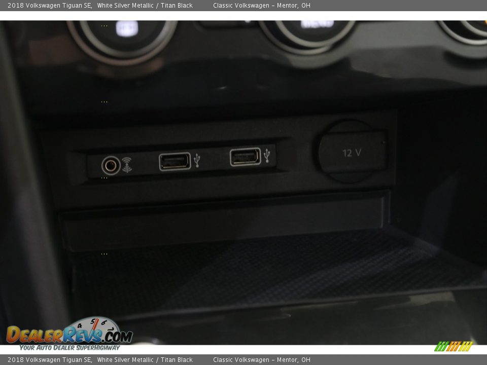2018 Volkswagen Tiguan SE White Silver Metallic / Titan Black Photo #20