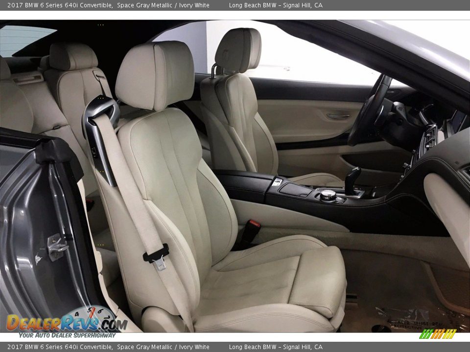 Front Seat of 2017 BMW 6 Series 640i Convertible Photo #6