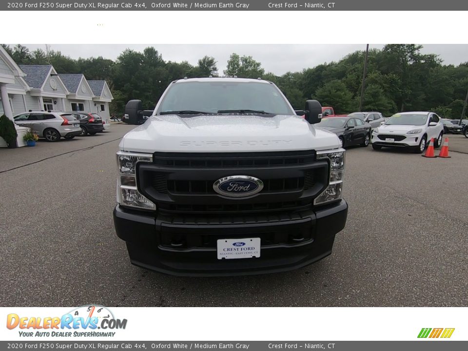 2020 Ford F250 Super Duty XL Regular Cab 4x4 Oxford White / Medium Earth Gray Photo #2