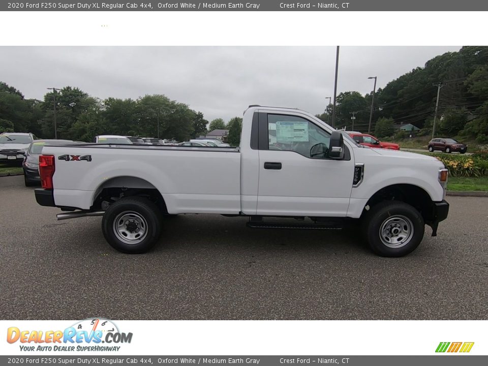 2020 Ford F250 Super Duty XL Regular Cab 4x4 Oxford White / Medium Earth Gray Photo #8