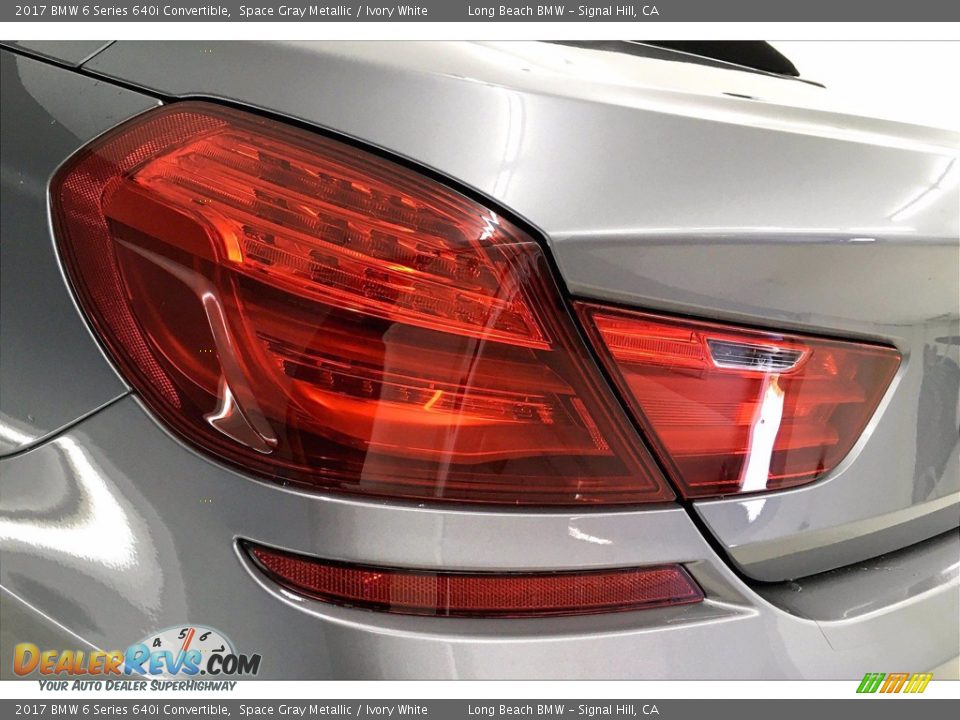 2017 BMW 6 Series 640i Convertible Space Gray Metallic / Ivory White Photo #26