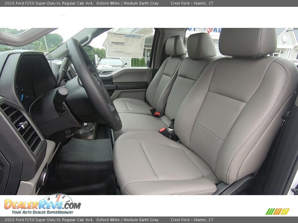 2020 Ford F250 Super Duty XL Regular Cab 4x4 Oxford White / Medium Earth Gray Photo #11