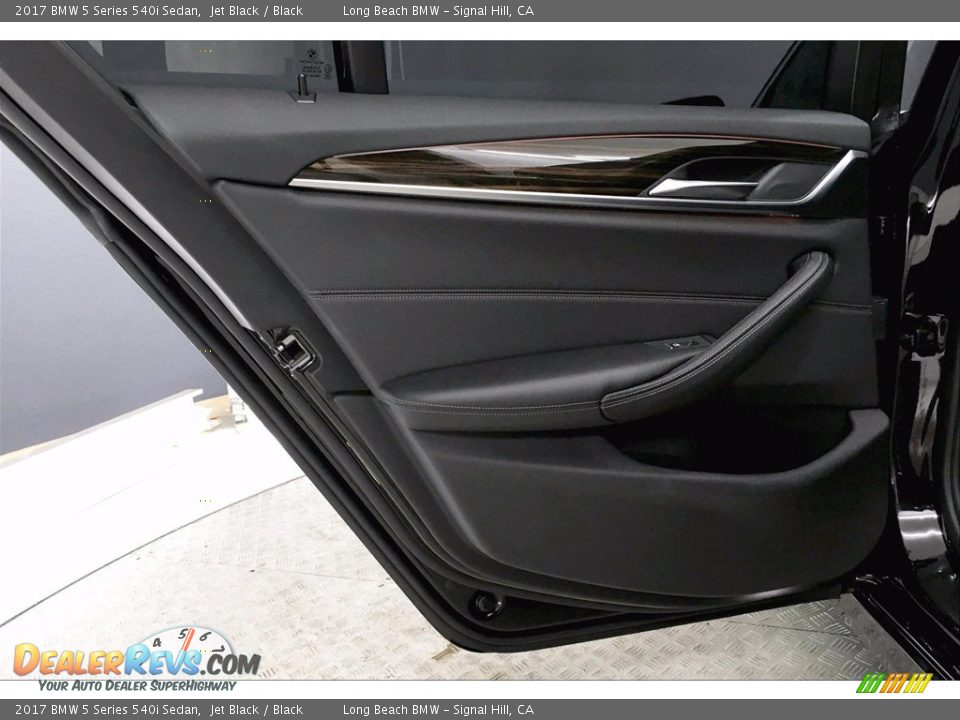 2017 BMW 5 Series 540i Sedan Jet Black / Black Photo #25