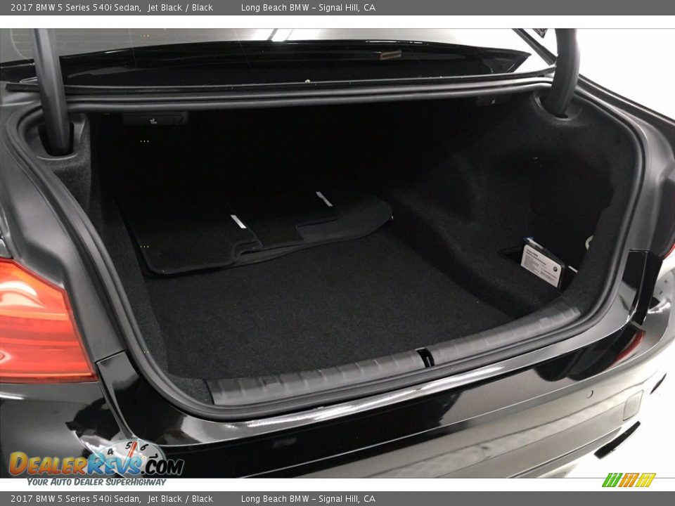 2017 BMW 5 Series 540i Sedan Jet Black / Black Photo #32