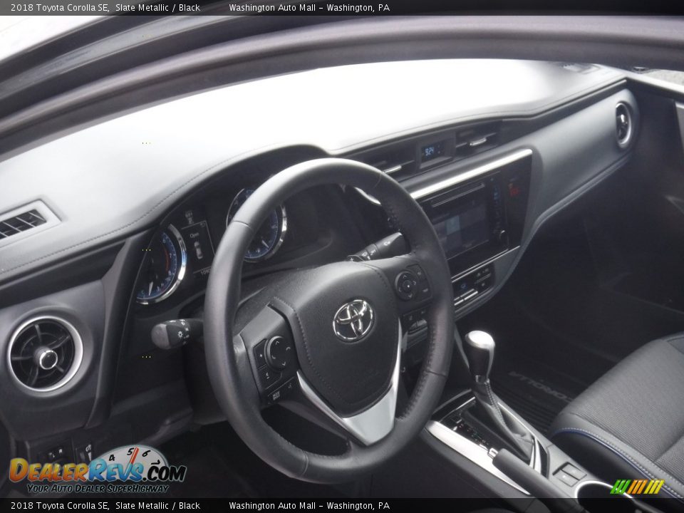 2018 Toyota Corolla SE Slate Metallic / Black Photo #15