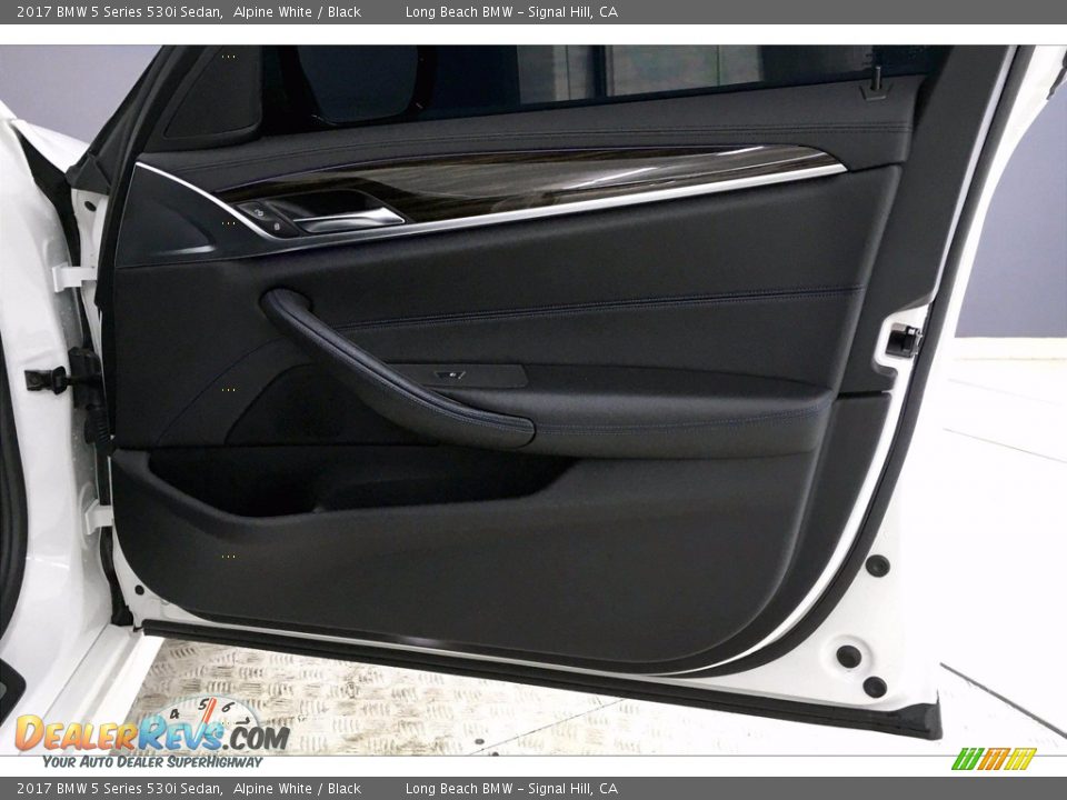 2017 BMW 5 Series 530i Sedan Alpine White / Black Photo #24