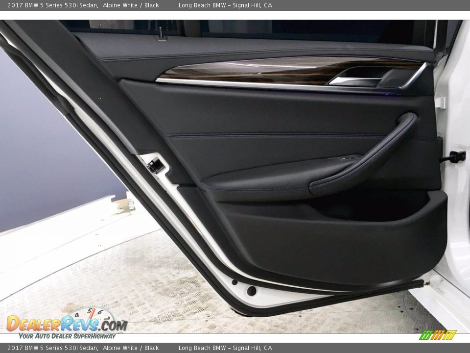 2017 BMW 5 Series 530i Sedan Alpine White / Black Photo #25