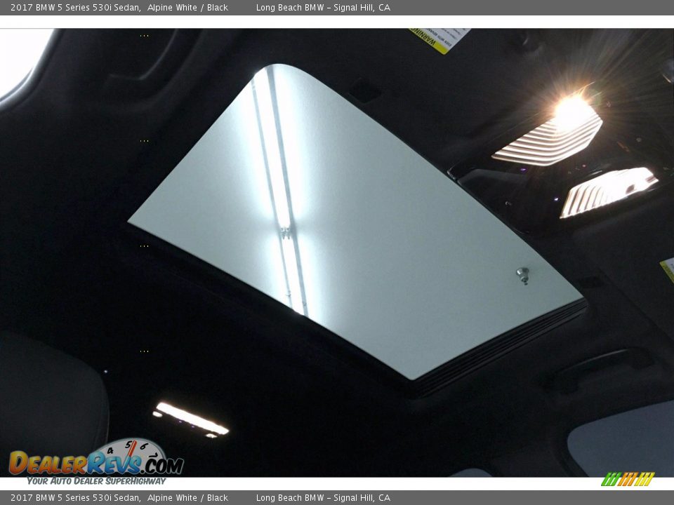 2017 BMW 5 Series 530i Sedan Alpine White / Black Photo #31