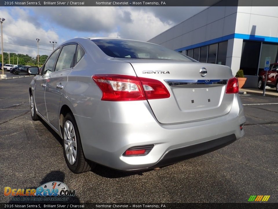 2016 Nissan Sentra S Brilliant Silver / Charcoal Photo #5