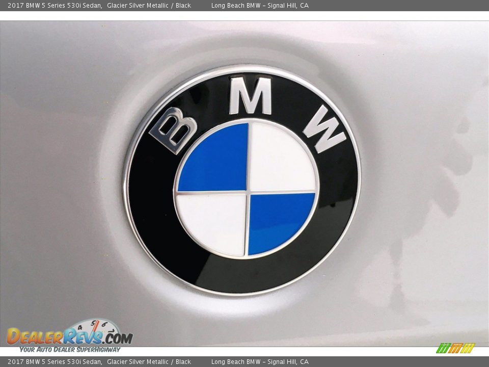 2017 BMW 5 Series 530i Sedan Glacier Silver Metallic / Black Photo #34