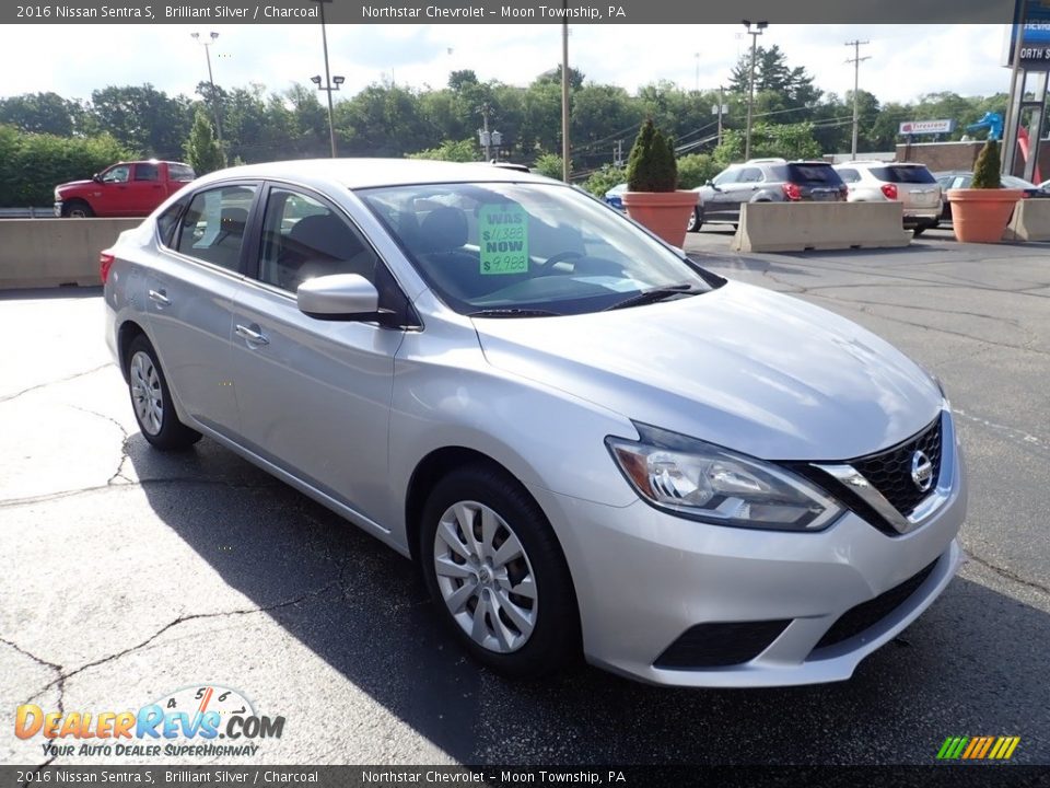 2016 Nissan Sentra S Brilliant Silver / Charcoal Photo #10