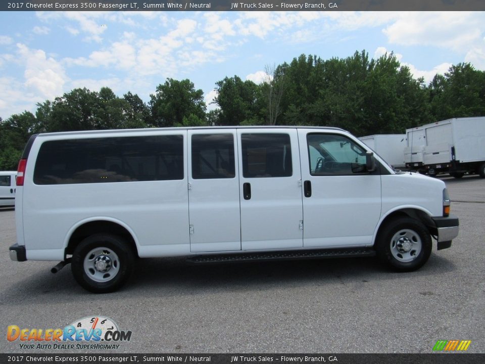 Summit White 2017 Chevrolet Express 3500 Passenger LT Photo #6