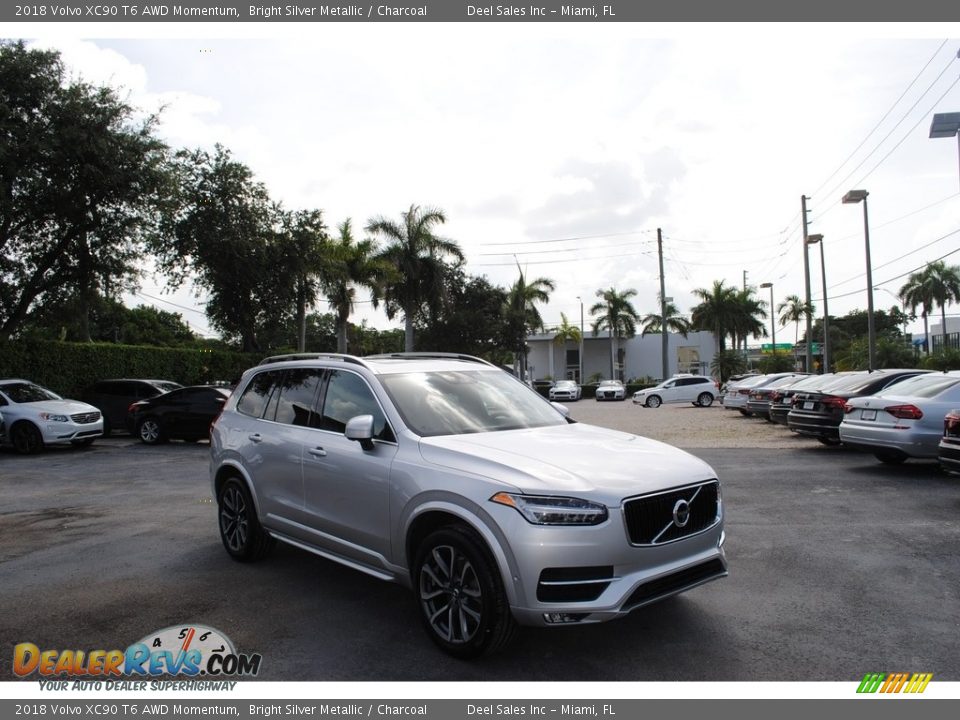 2018 Volvo XC90 T6 AWD Momentum Bright Silver Metallic / Charcoal Photo #1