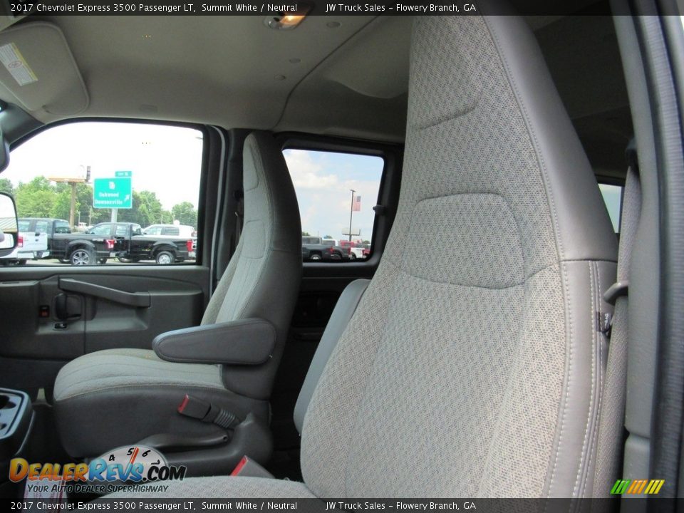 Front Seat of 2017 Chevrolet Express 3500 Passenger LT Photo #14
