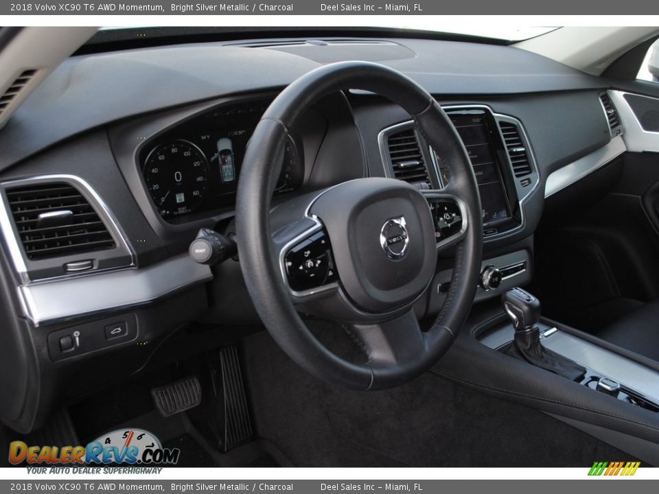 2018 Volvo XC90 T6 AWD Momentum Bright Silver Metallic / Charcoal Photo #15