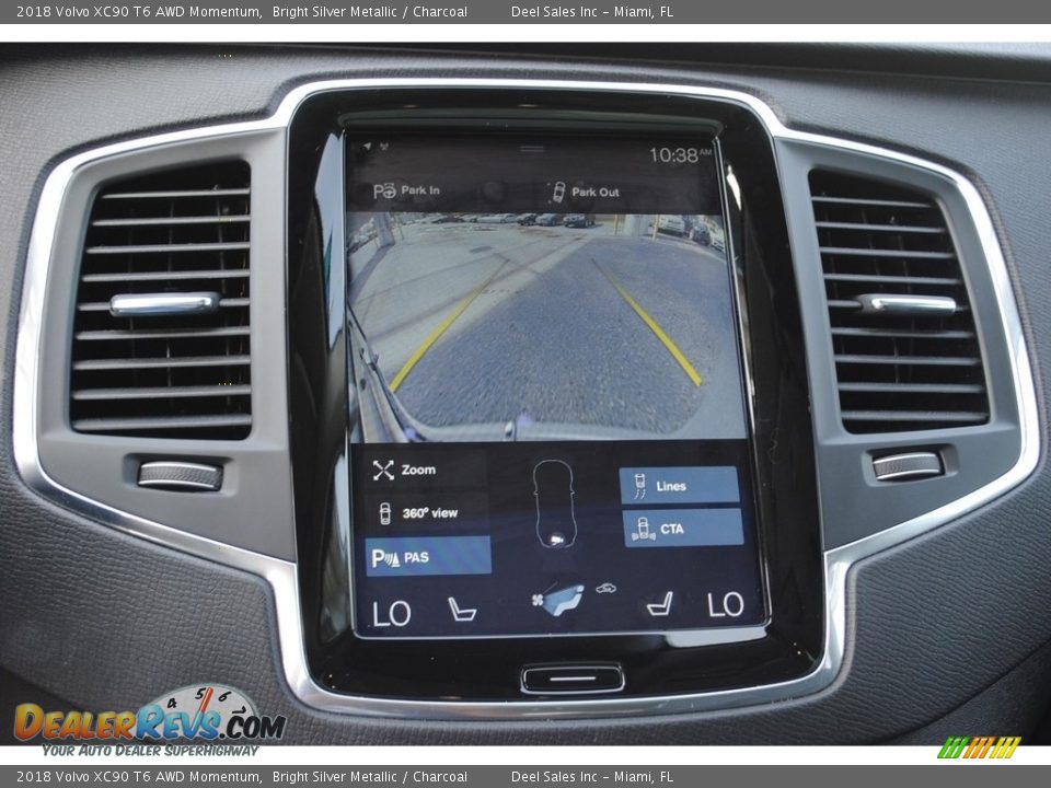 2018 Volvo XC90 T6 AWD Momentum Bright Silver Metallic / Charcoal Photo #16