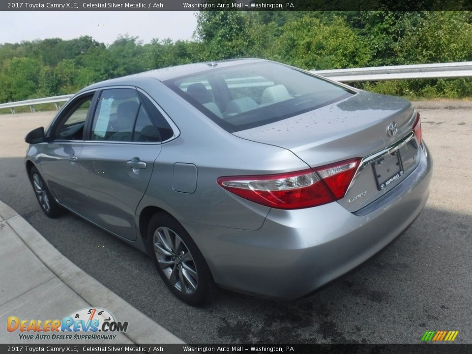 2017 Toyota Camry XLE Celestial Silver Metallic / Ash Photo #16