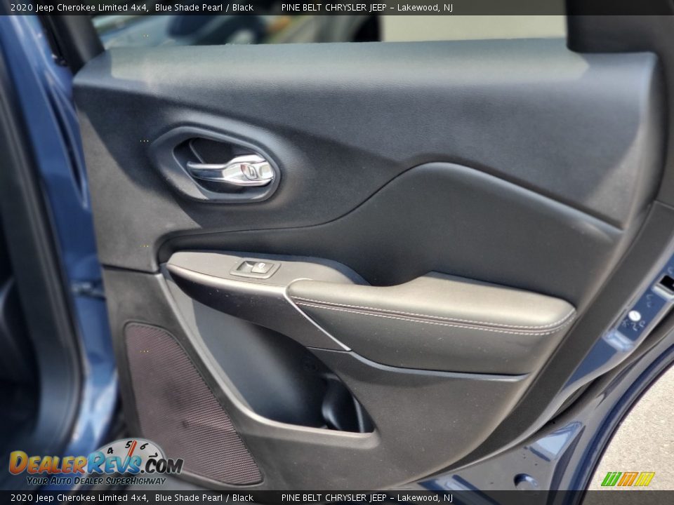 2020 Jeep Cherokee Limited 4x4 Blue Shade Pearl / Black Photo #32
