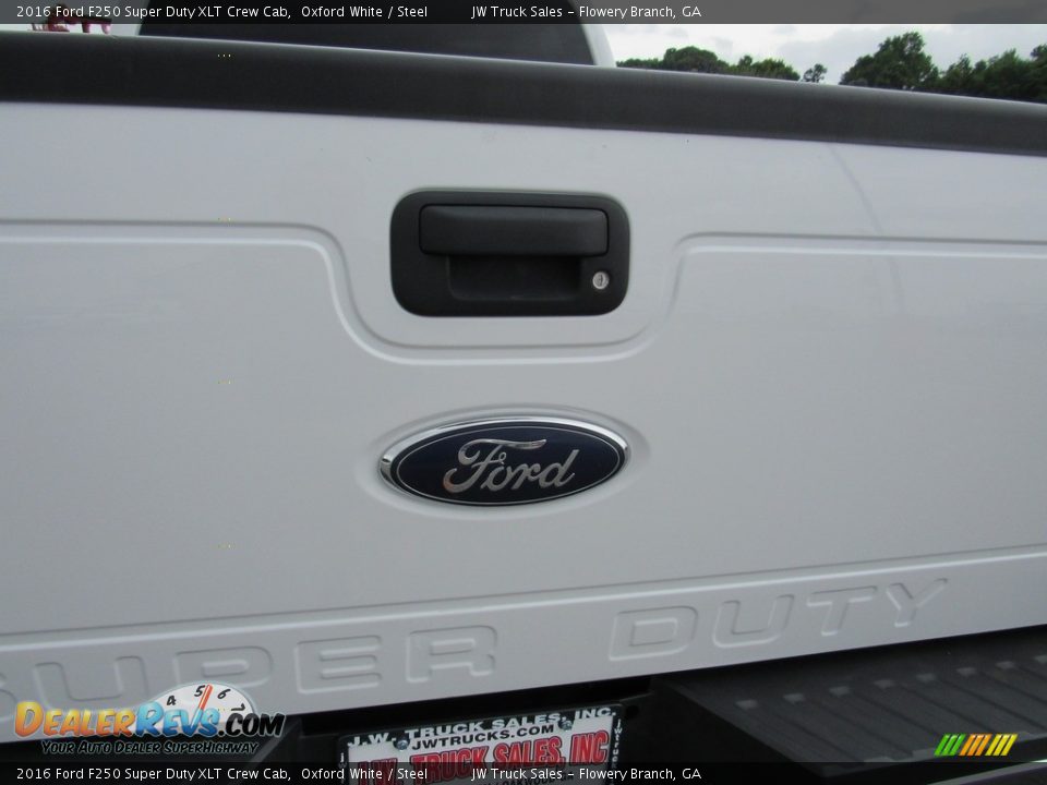 2016 Ford F250 Super Duty XLT Crew Cab Oxford White / Steel Photo #11