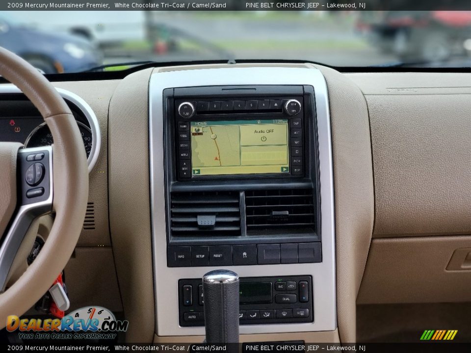 Controls of 2009 Mercury Mountaineer Premier Photo #4