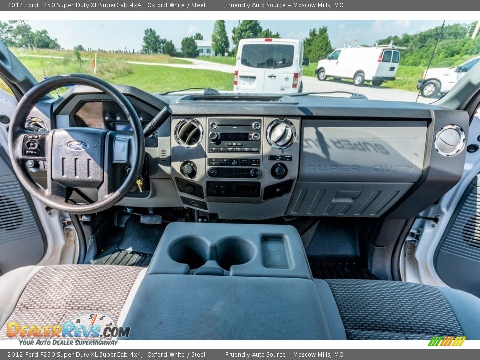 2012 Ford F250 Super Duty XL SuperCab 4x4 Oxford White / Steel Photo #12