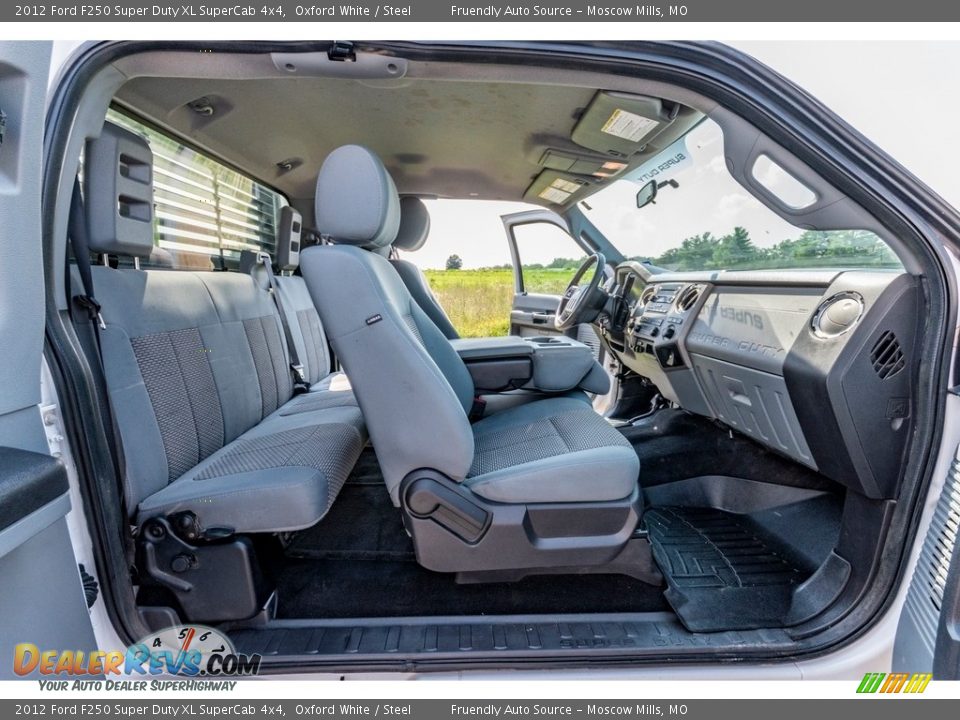 2012 Ford F250 Super Duty XL SuperCab 4x4 Oxford White / Steel Photo #16