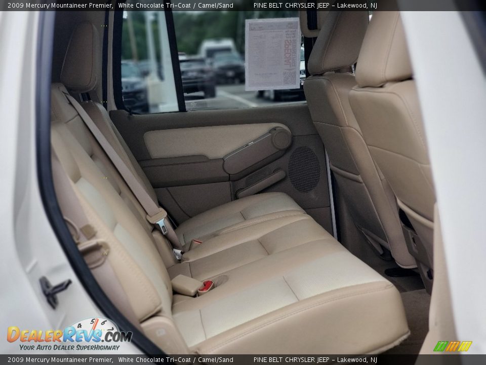 Rear Seat of 2009 Mercury Mountaineer Premier Photo #29