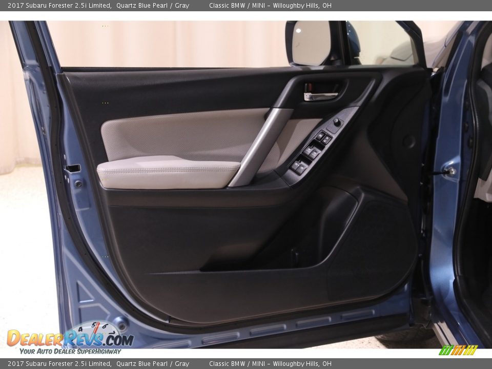 2017 Subaru Forester 2.5i Limited Quartz Blue Pearl / Gray Photo #4