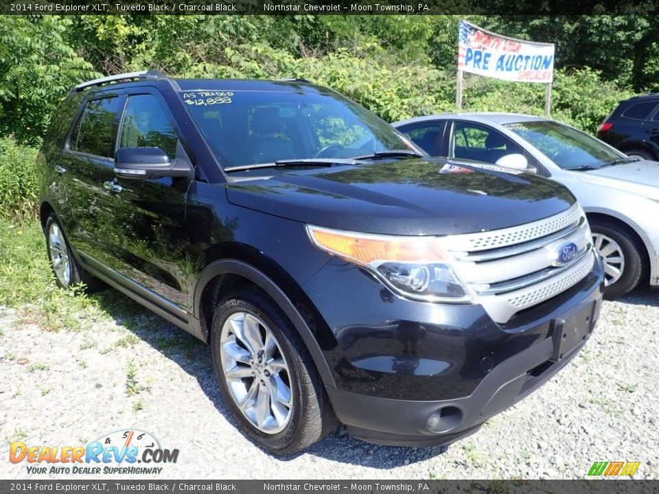 2014 Ford Explorer XLT Tuxedo Black / Charcoal Black Photo #2
