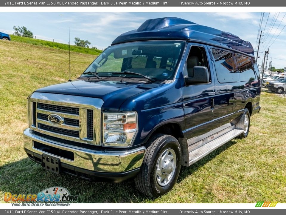 Front 3/4 View of 2011 Ford E Series Van E350 XL Extended Passenger Photo #14