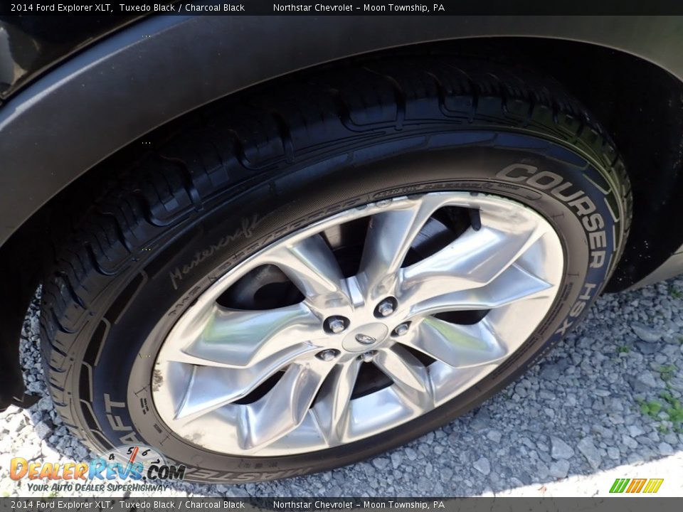 2014 Ford Explorer XLT Tuxedo Black / Charcoal Black Photo #4