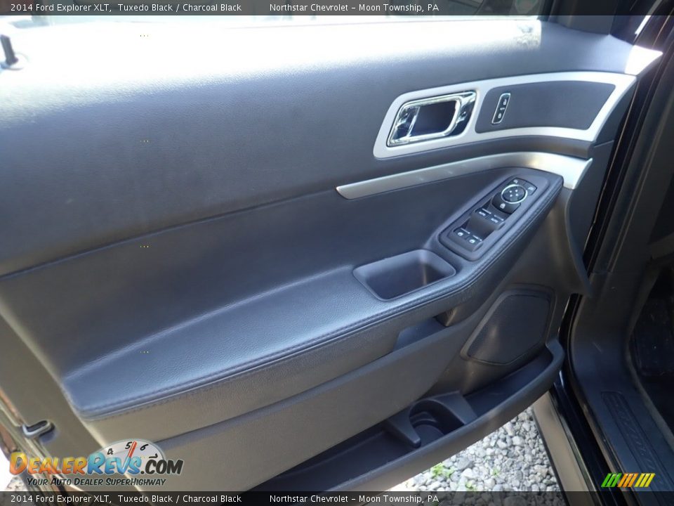 2014 Ford Explorer XLT Tuxedo Black / Charcoal Black Photo #9