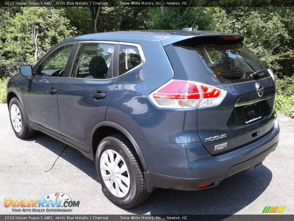 2016 Nissan Rogue S AWD Arctic Blue Metallic / Charcoal Photo #3