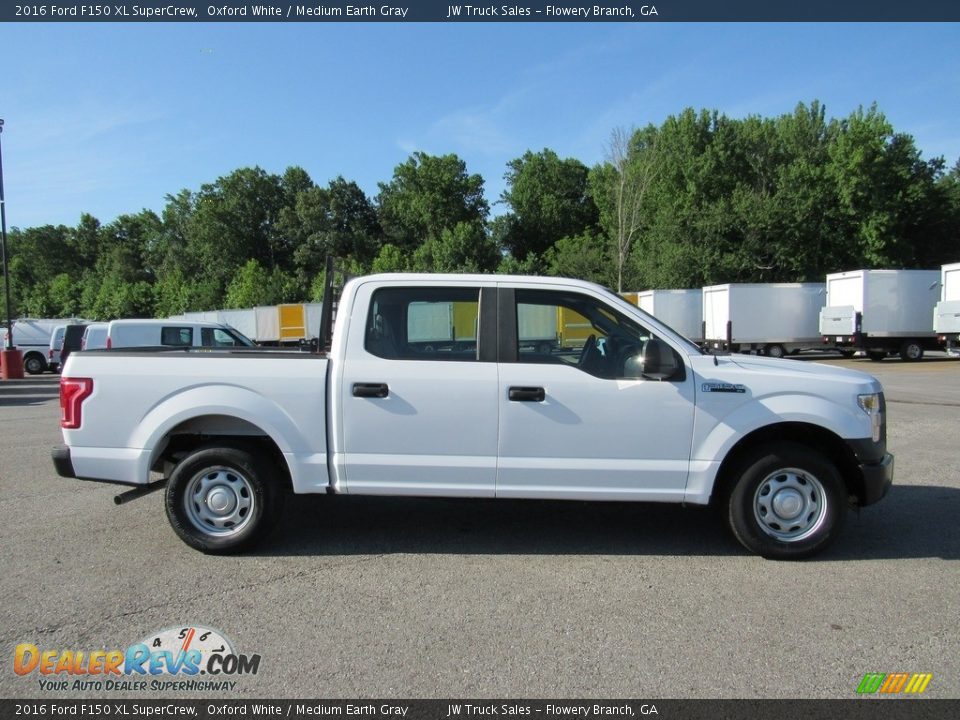 2016 Ford F150 XL SuperCrew Oxford White / Medium Earth Gray Photo #6