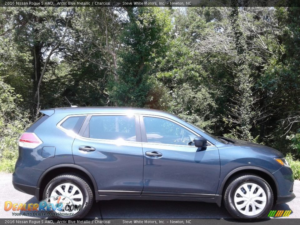 Arctic Blue Metallic 2016 Nissan Rogue S AWD Photo #7