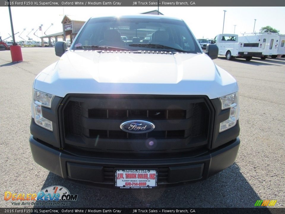 2016 Ford F150 XL SuperCrew Oxford White / Medium Earth Gray Photo #8