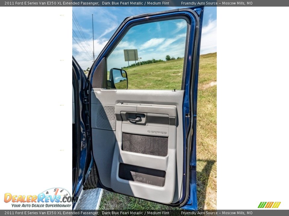 2011 Ford E Series Van E350 XL Extended Passenger Dark Blue Pearl Metallic / Medium Flint Photo #28