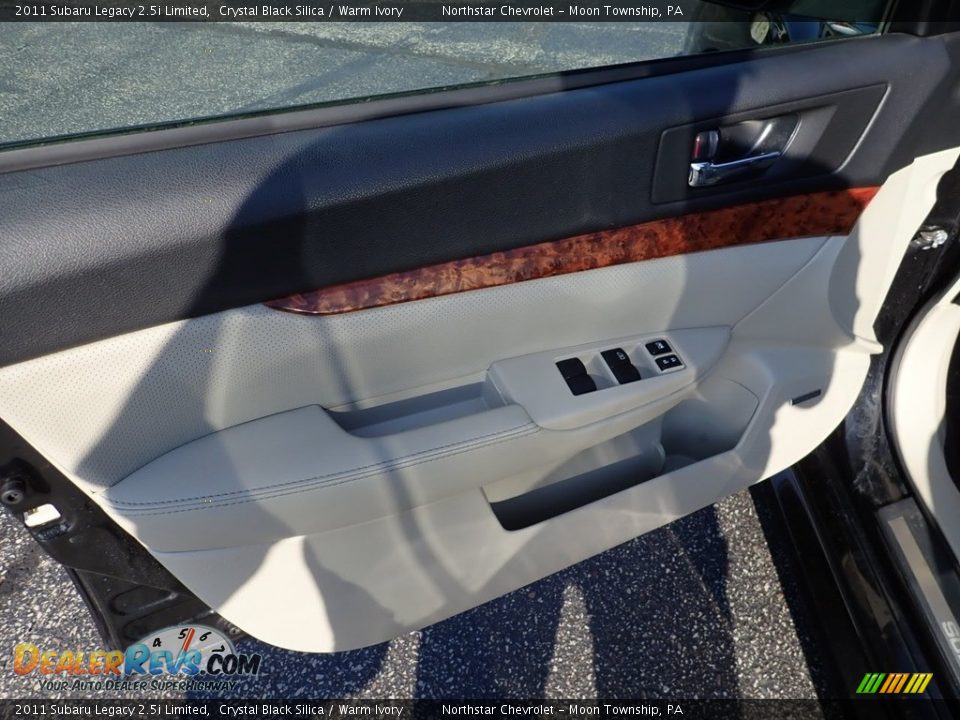 2011 Subaru Legacy 2.5i Limited Crystal Black Silica / Warm Ivory Photo #23