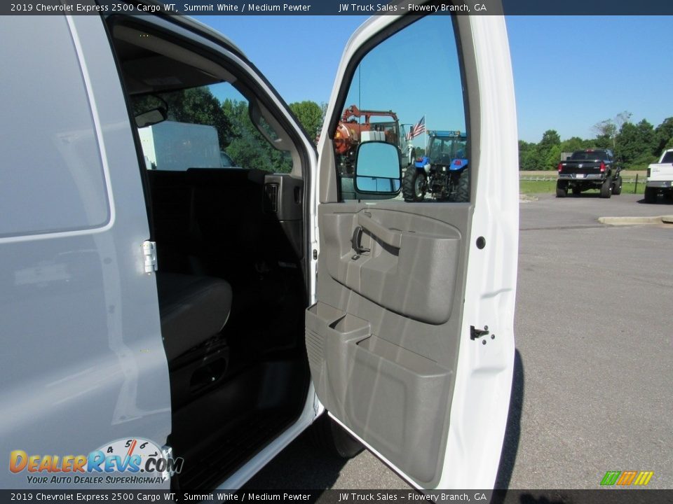 2019 Chevrolet Express 2500 Cargo WT Summit White / Medium Pewter Photo #33