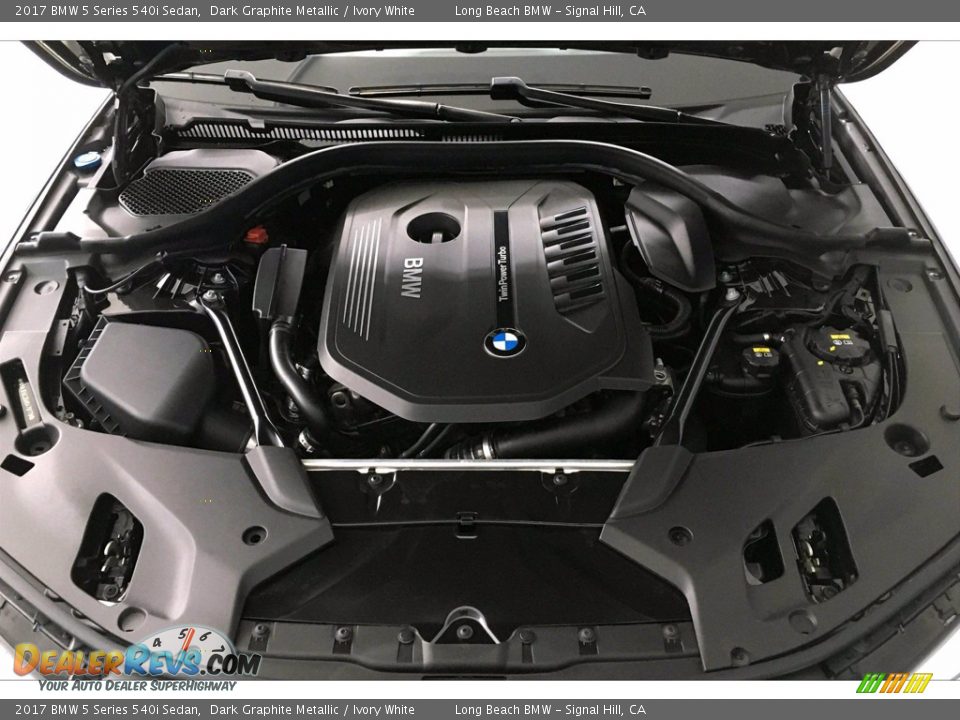 2017 BMW 5 Series 540i Sedan Dark Graphite Metallic / Ivory White Photo #9