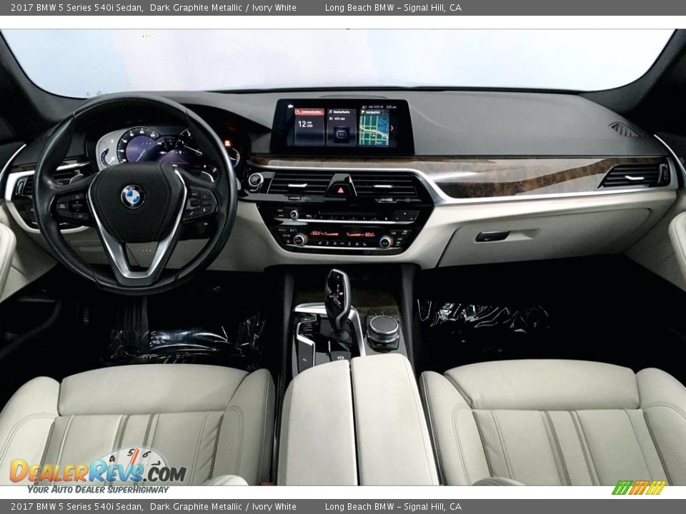 2017 BMW 5 Series 540i Sedan Dark Graphite Metallic / Ivory White Photo #15