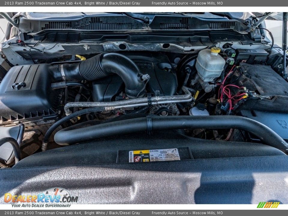 2013 Ram 2500 Tradesman Crew Cab 4x4 Bright White / Black/Diesel Gray Photo #19