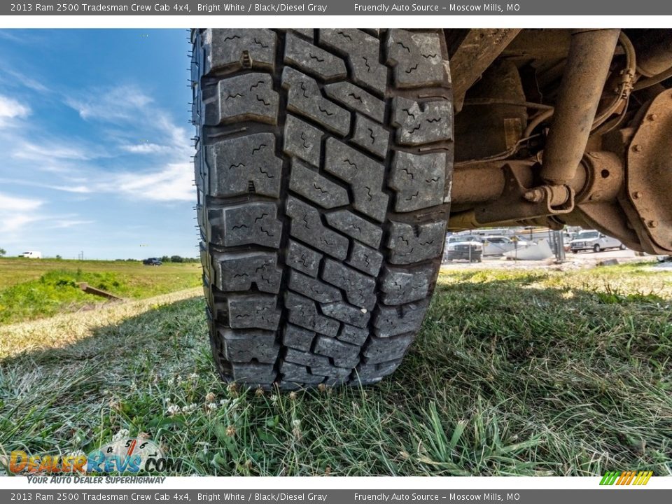 2013 Ram 2500 Tradesman Crew Cab 4x4 Bright White / Black/Diesel Gray Photo #23