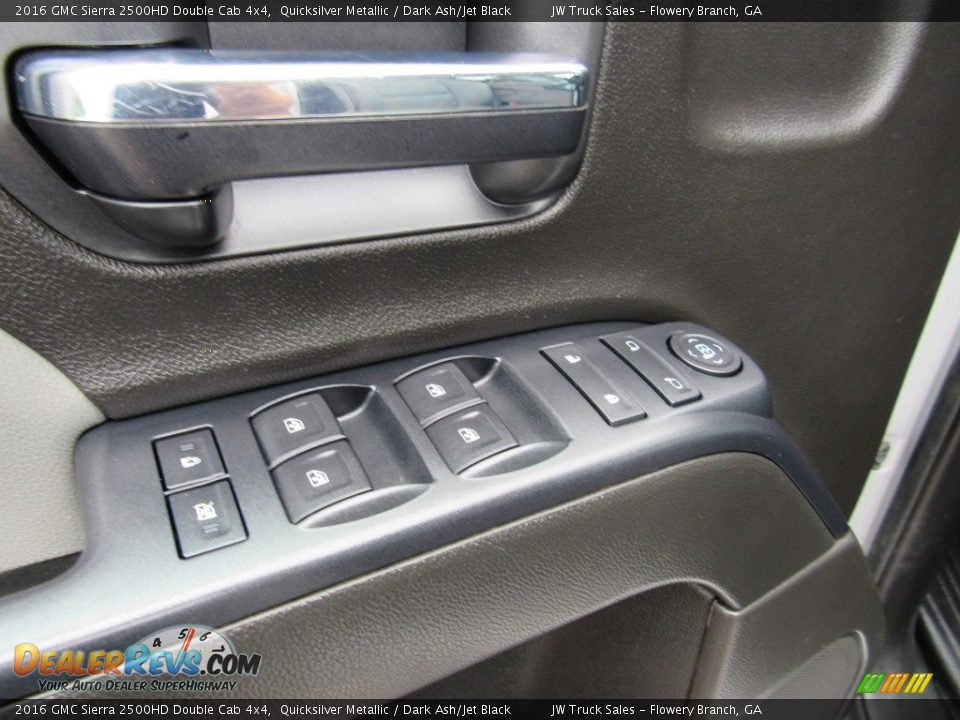 Door Panel of 2016 GMC Sierra 2500HD Double Cab 4x4 Photo #15