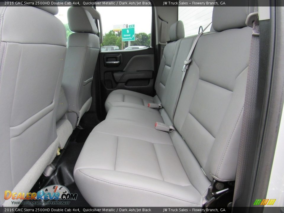 Rear Seat of 2016 GMC Sierra 2500HD Double Cab 4x4 Photo #30